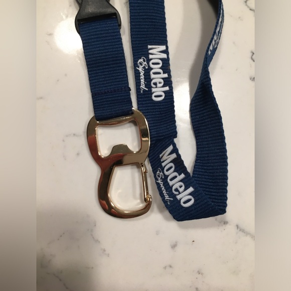 Modelo Beer Bottle Opener Lanyard Blue NEW - Picture 2 of 2